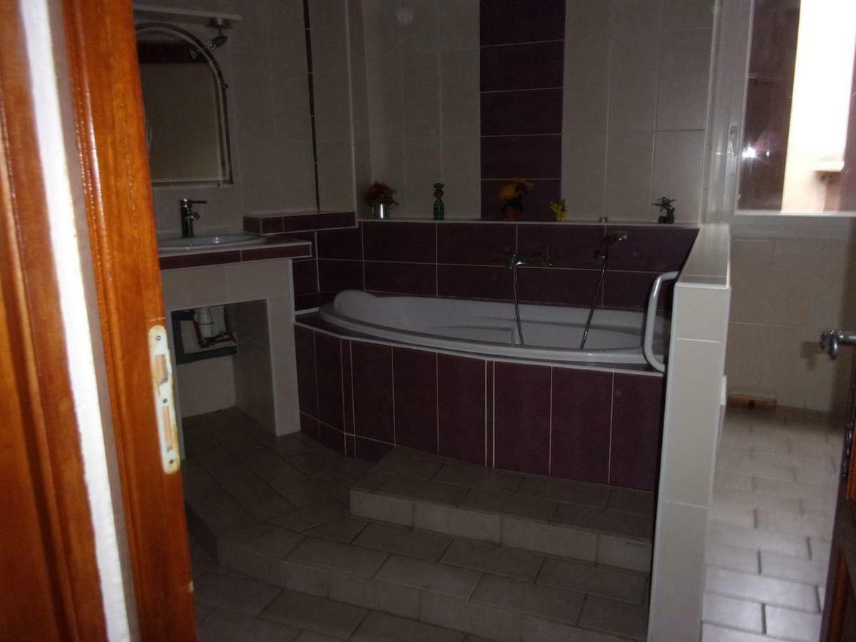 Triplex Douillet Villa Largentière Eksteriør billede